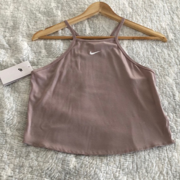 Nike Tops - Woman’s Nike top